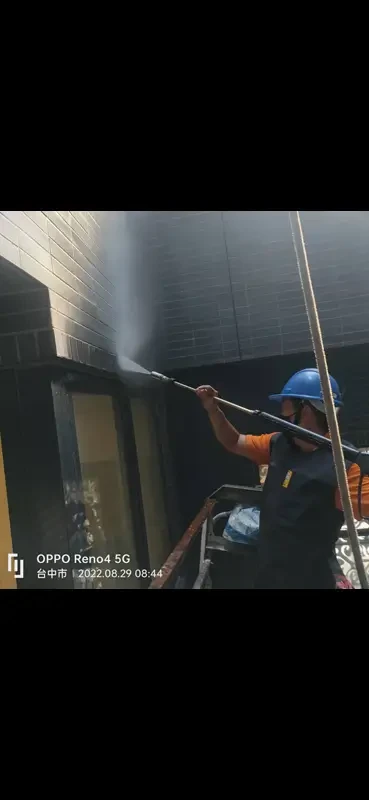 台中外牆清洗 | 清洗外牆磁磚 | 佳佳清潔